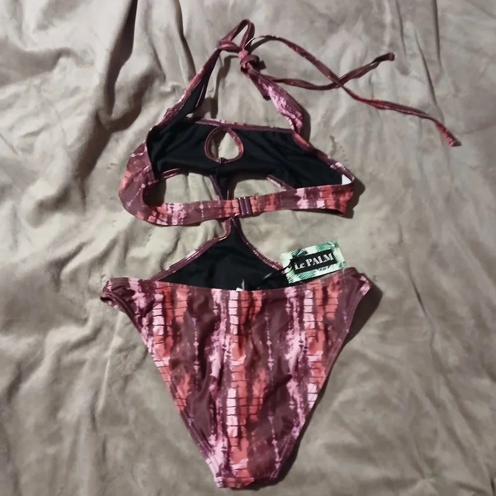 Asos Luxe Palm Women's Cut Out Halter Neck Swimsuit Purple Print NWT SZ 4 - Picture 5 of 10